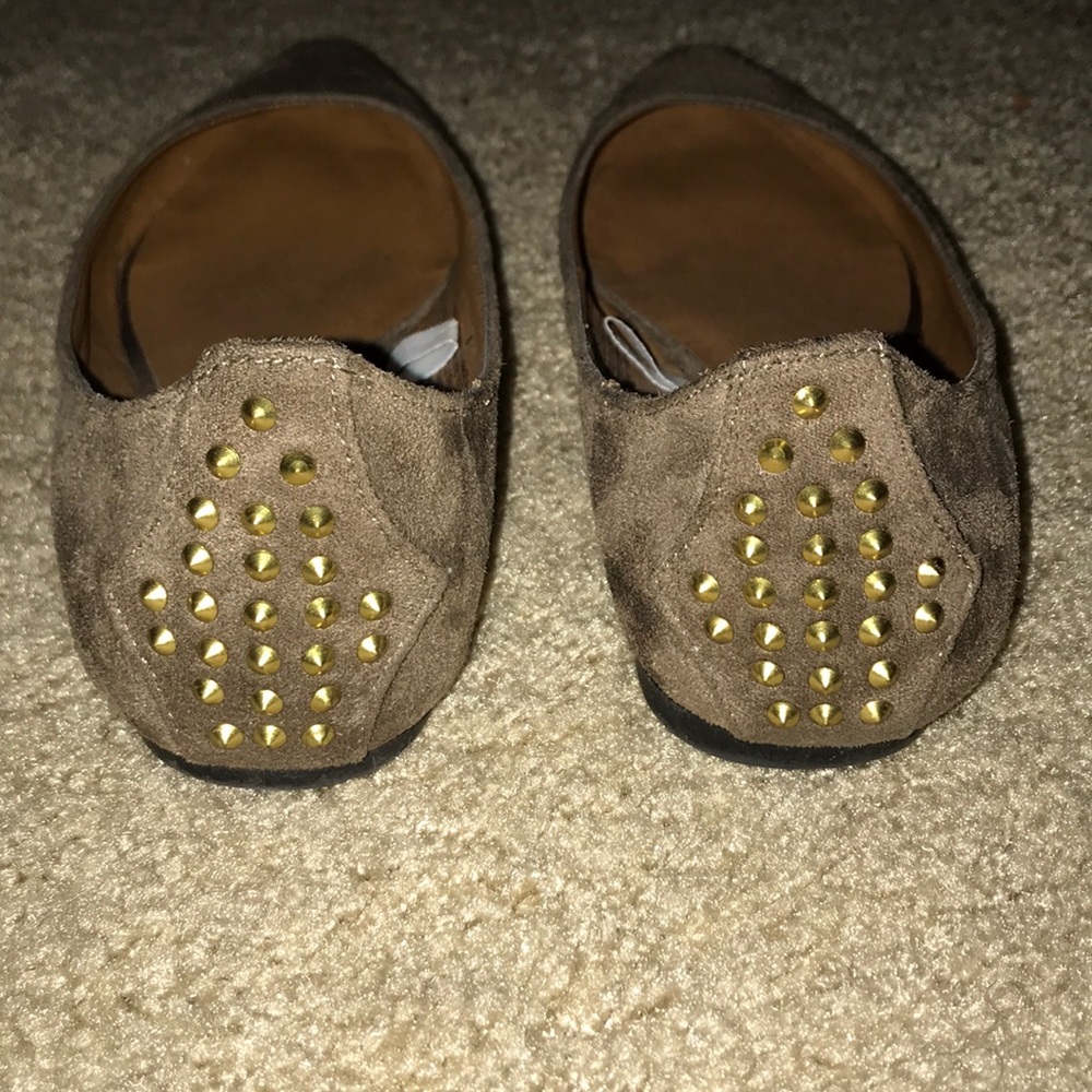 Flats - Picture 2 of 3